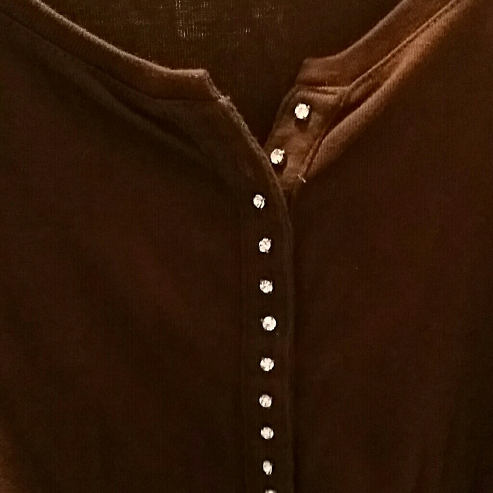 Knit de Knit Brown long sleeve w/rhinestone accent